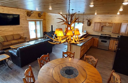 Northome Cabin | Peaceful secluded cabin w/firepit and great hiking trails
