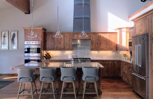 Truckee House | Peaceful Tahoe getaway at Schaffer's Mill