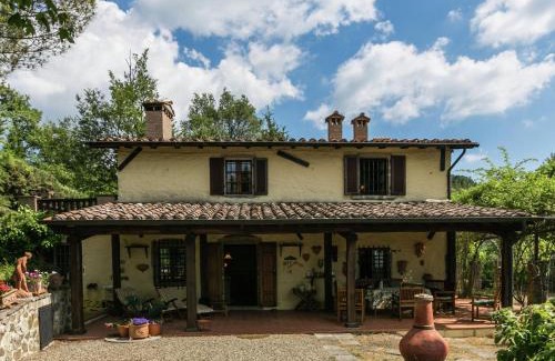 Santa Fiora Villa | Peaceful Tuscan Escape w pool
