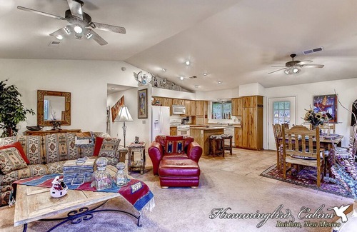 Alto Cabin | Peacful EZ Feeling: 'EZ Feelings surround by pines
