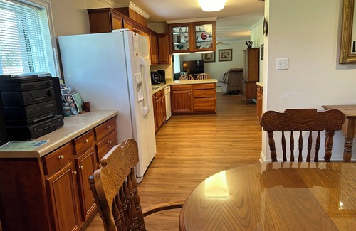 Foley House | Peachtree Cottage. Quality, comfort, & convenient location.