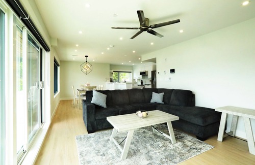 Central Okanagan Apartment | Peachview Suites