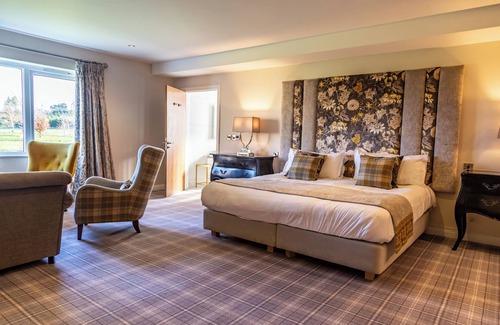 Stonedge Hotel | Peak Edge Hotel