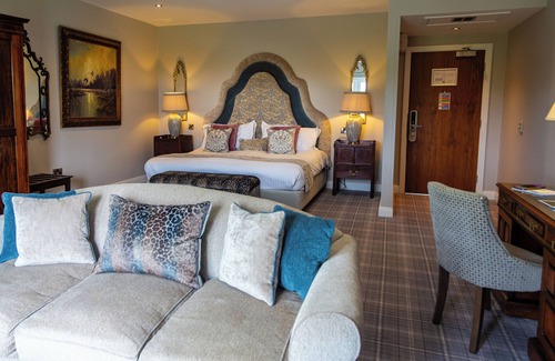 Stonedge Hotel | Peak Edge Hotel