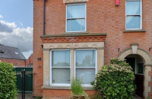 Newark House | Peak House