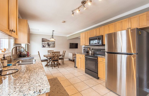 Cottonwood Heights House | Peak Paradise: 3-Bed Sanctuary with Hot Tub
