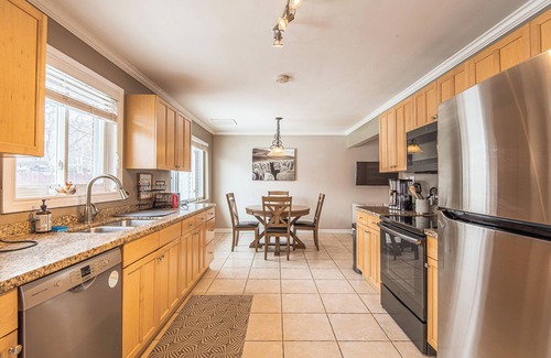 Cottonwood Heights House | Peak Paradise: 3-Bed Sanctuary with Hot Tub