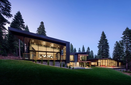 Truckee House | Peak Perfection at Martis Camp - Monthly Rental - Sleeps 18 - Includes Guest House