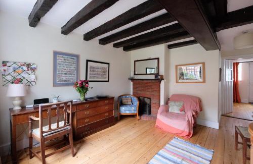 Aldeburgh House | Pear Tree Cottage