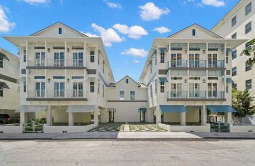 Clearwater Beach House | Pearl House at The Gemma by Brightwild