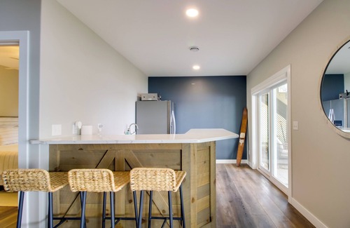 Detroit Lakes Cottage | Pearl Lake Retreat w/Dock & Stunning Views!
