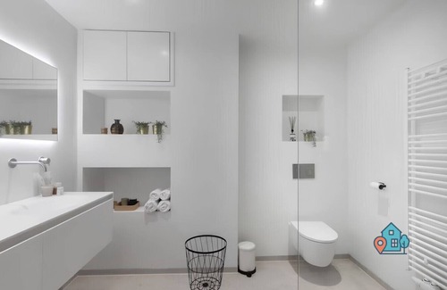 Amsterdam South Apartment | Pearl & Tulip 2BR + Free Parking