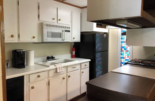 Berea House | Peartree Cottage at Saluda River Farms