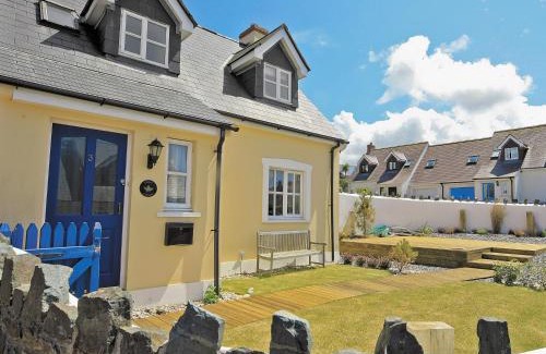 Little Haven House | Pebble Cottage - Hw7447