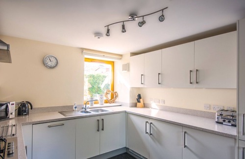 Swanage Cottage | Pebbles - quality seaside holiday home for families