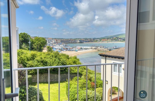 Swanage House | Pebbles - The Haven, Swanage