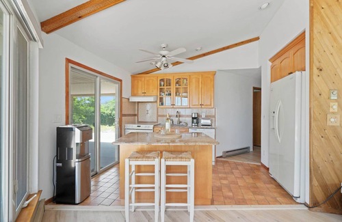 Peconic House | Peconic Retreat: Charming Home, Across from Beach