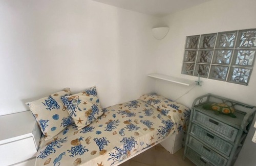 Lampedusa Bed & Breakfast | Pedra room on the sea of Cala Crete