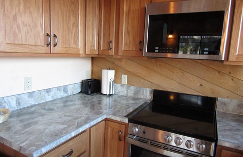 Port Angeles Apartment | Peek a View, Fresh and New!