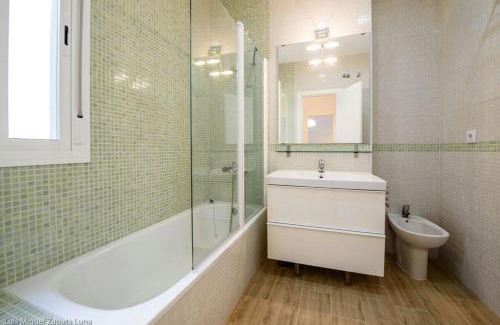 San Julian Apartment | Pelícano Seville Apartments