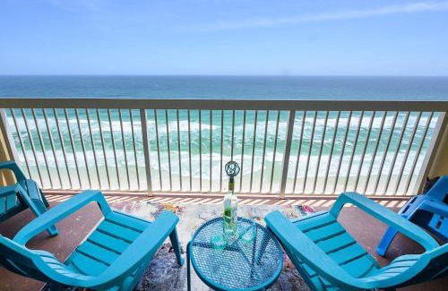 Destin Apartment | Pelican Beach Resort 2006
