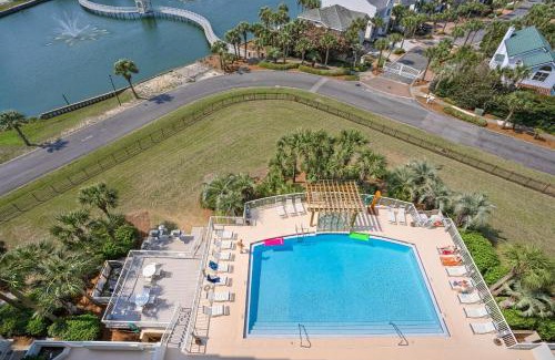 Destin Apartment | Pelican Beach Terrace 805
