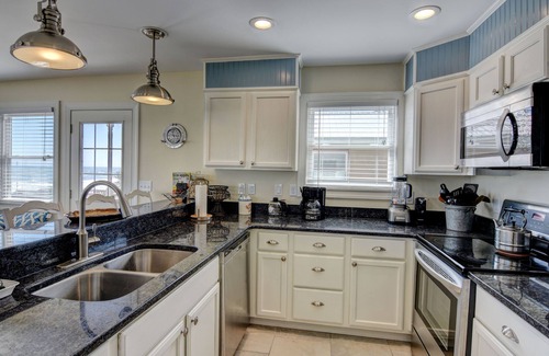 Surf City House | Pelican's Landing beachfront Home - recent 250K renovation