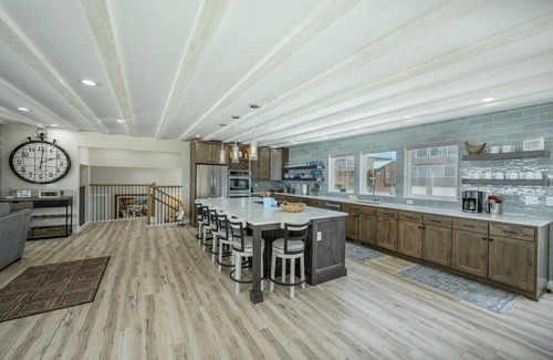 Oregon Coast House | Pelican's Place #174 - New, modern luxury oceanfront. 6 bedrooms.