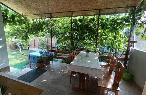Balatonkiliti Apartment | Pelso Holiday Apartments Hóvirág