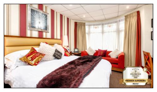 North Shore House | Pembroke Hotel