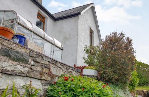 Llanllyfni House | Pen Y Graig