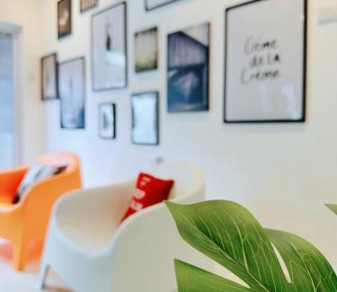 George Town House | Penang槟岛Special 1,5 Storey Semi-D In Georgetown 70 inch Smart TV
