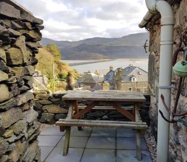 Barmouth House | Penbryn Holidays, Barmouth