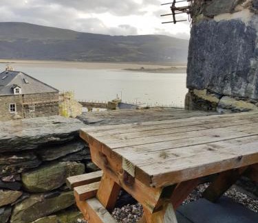 Barmouth House | Penbryn Holidays, Barmouth