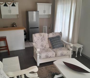 Piet Retief Apartment | Pendora Lodge Measroch str 13a Piet Retief