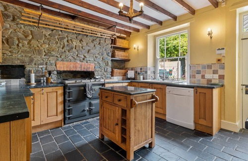 Llandyssiliogogo Cottage | PENDRE FARMHOUSE, family friendly, with open fire in New Quay