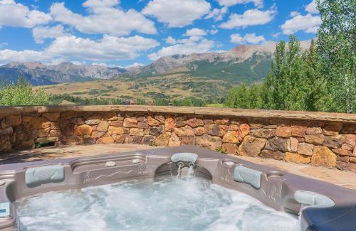 Mountain Village Villa | Pennington Manor