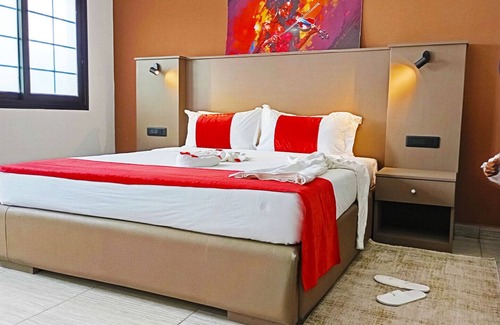 Angre Hotel | Penouël Hôtel
