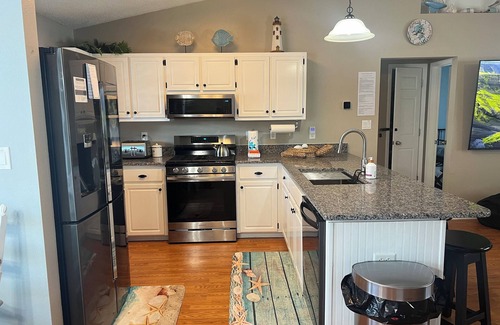 Pensacola House | Pensacola's TurtleTime Pool Pad!