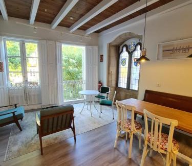 Pontevedra Old Town House | Pensión A Xanela