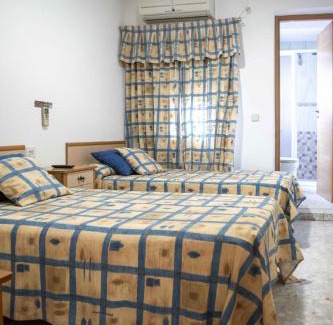 Bolanos de Calatrava House | Pensión Hostal DOS HERMANAS