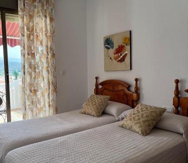 Salobrena House | Pensión Mari Carmen