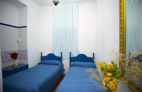 San Bartolome House | Pensión Santa María la Blanca
