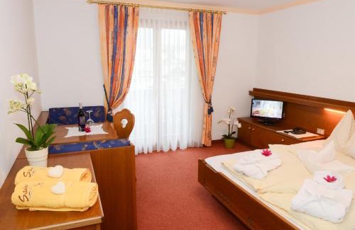 San Leonardo in Passiria Hotel | Pension Felseneck