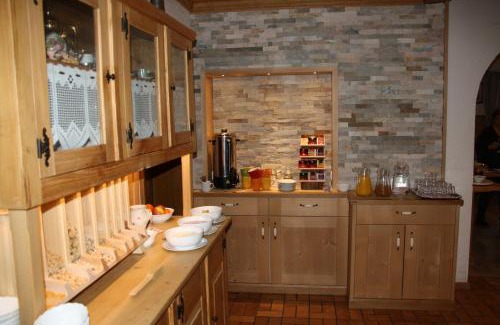 Arzbach Hotel | Pension Schusterpeter