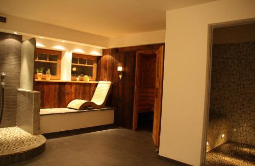 Arzbach Hotel | Pension Schusterpeter