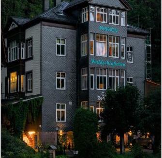 Friedrichroda Hotel | Pension Waldschlösschen