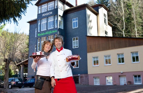 Friedrichroda Hotel | Pension Waldschlösschen