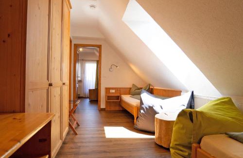 Lenzkirch House | Pension Waldwinkel