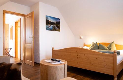 Lenzkirch House | Pension Waldwinkel